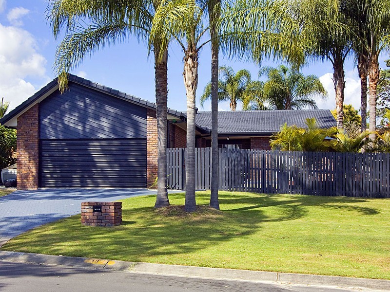 13 Carlingford Court, Robina QLD 4226
