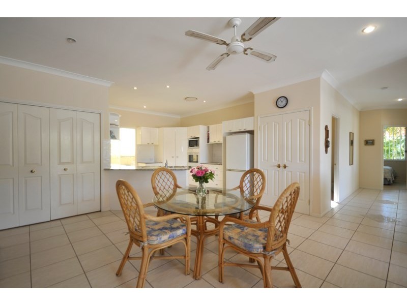 20 Pine Valley Drive, Robina QLD 4226