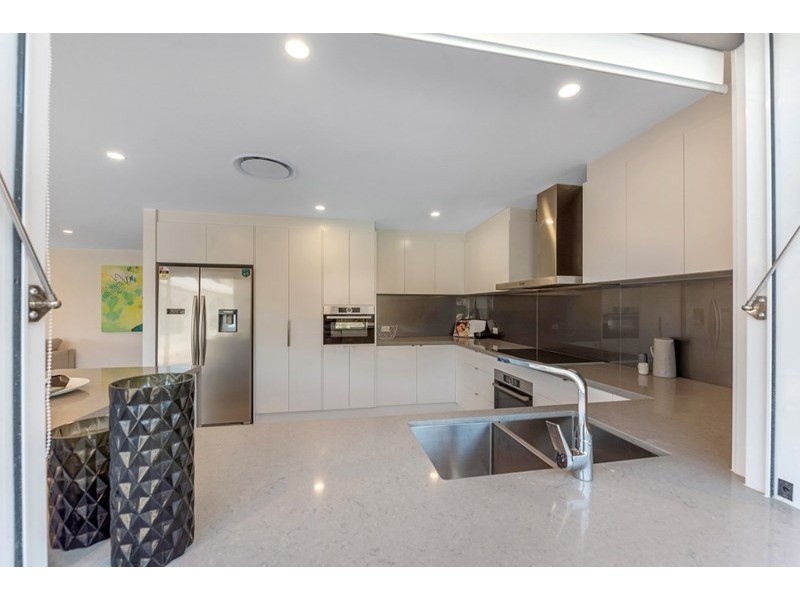 107 Monaco Street, Broadbeach Waters QLD 4218