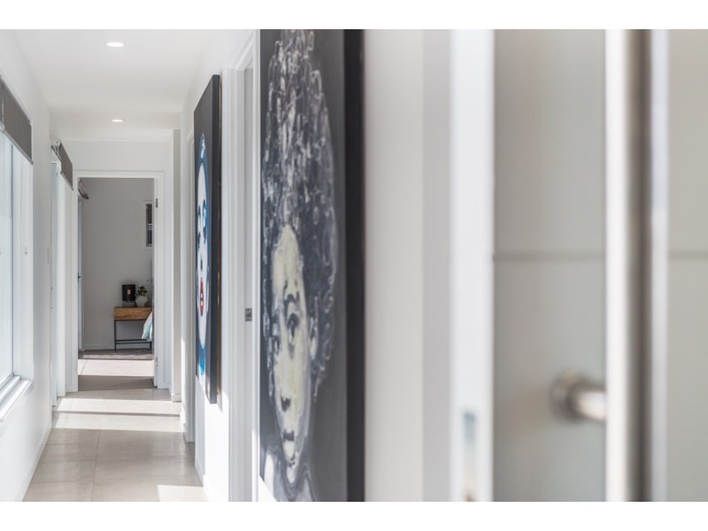 107 Monaco Street, Broadbeach Waters QLD 4218