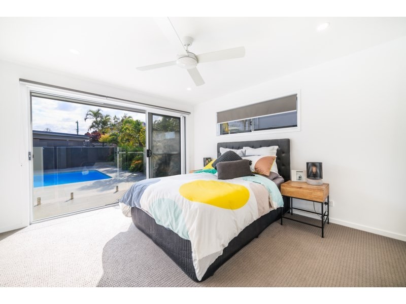 107 Monaco Street, Broadbeach Waters QLD 4218