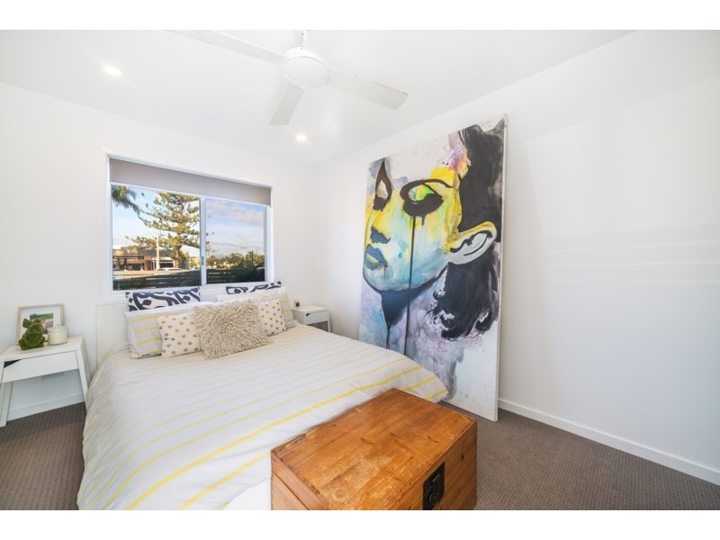 107 Monaco Street, Broadbeach Waters QLD 4218