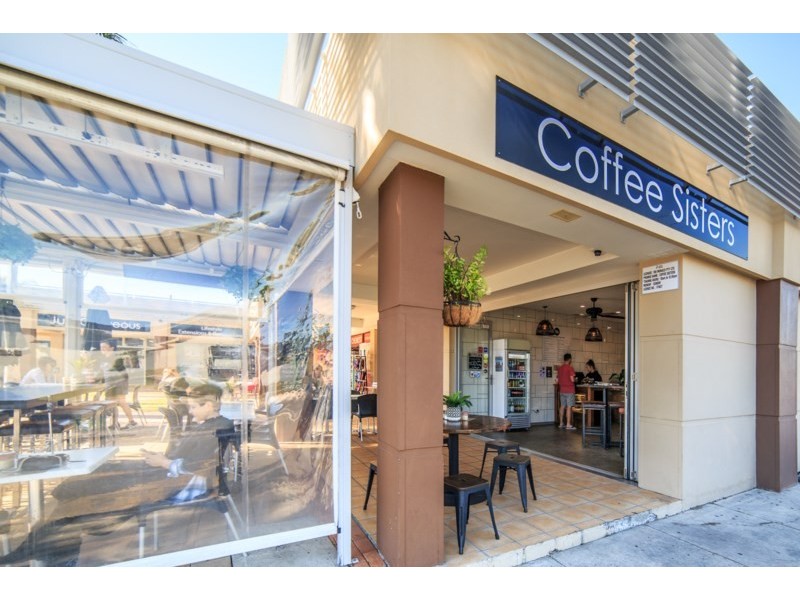 107 Monaco Street, Broadbeach Waters QLD 4218