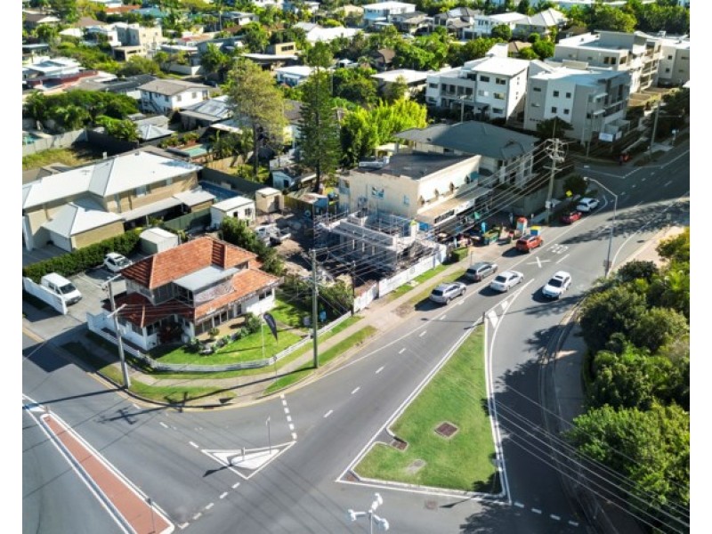 6 Bayview Street, Runaway Bay QLD 4216