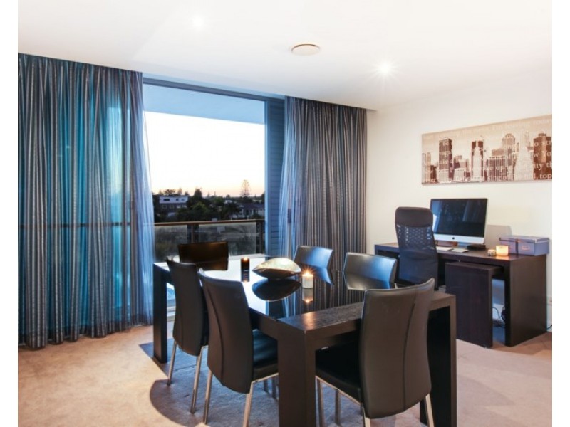 5/33 T E Peters Drive, Broadbeach Waters QLD 4218