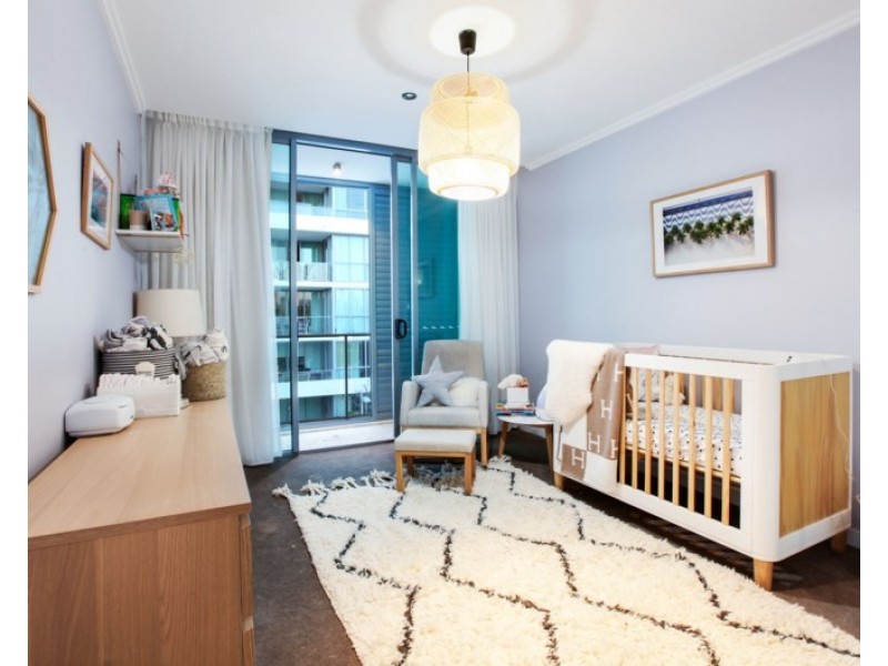 5/33 T E Peters Drive, Broadbeach Waters QLD 4218