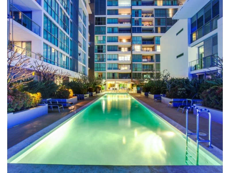 5/33 T E Peters Drive, Broadbeach Waters QLD 4218