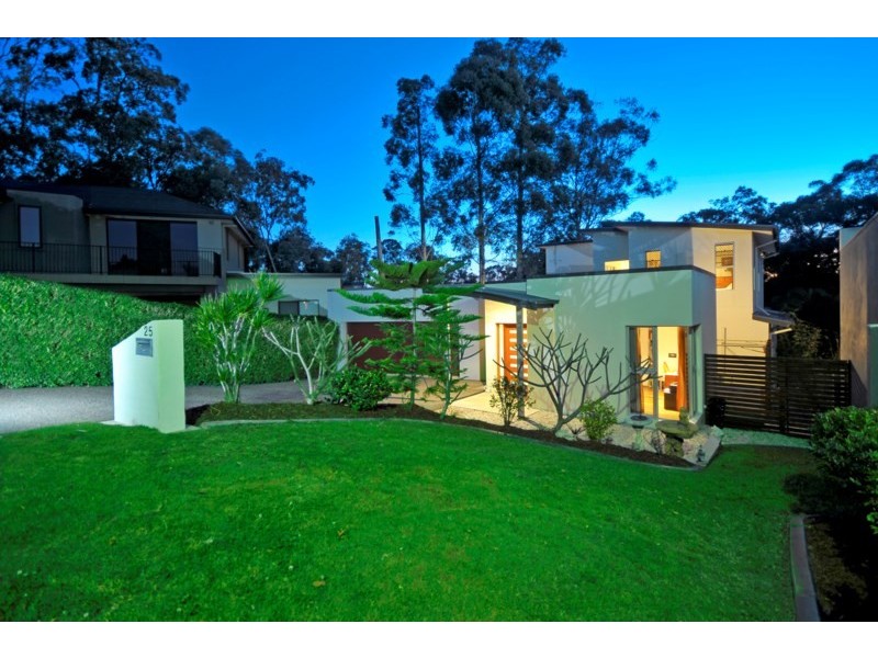 25 Corvus Way, Robina QLD 4226