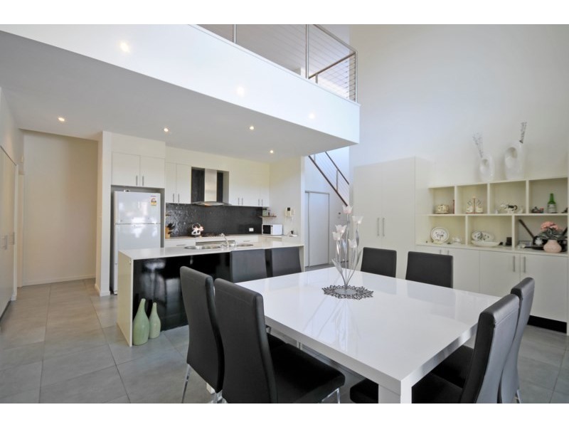 25 Corvus Way, Robina QLD 4226