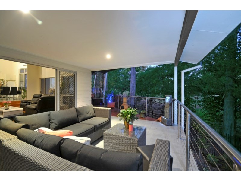 25 Corvus Way, Robina QLD 4226