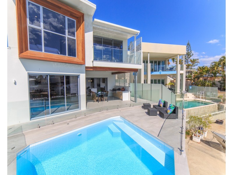 32 The Promenade, Surfers Paradise QLD 4217