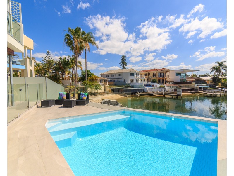 32 The Promenade, Surfers Paradise QLD 4217