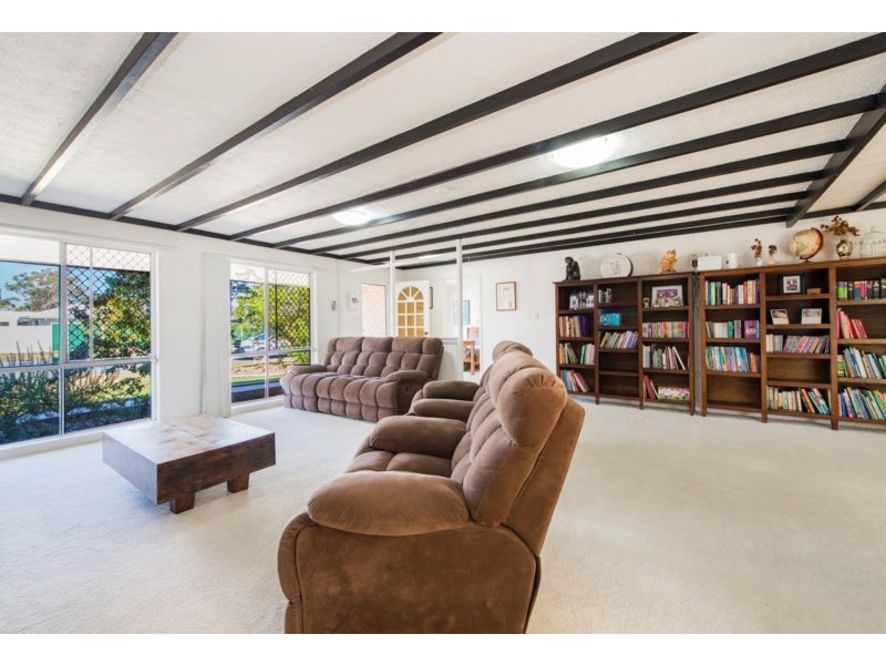 142 Barrier Reef Drive, Mermaid Waters QLD 4218