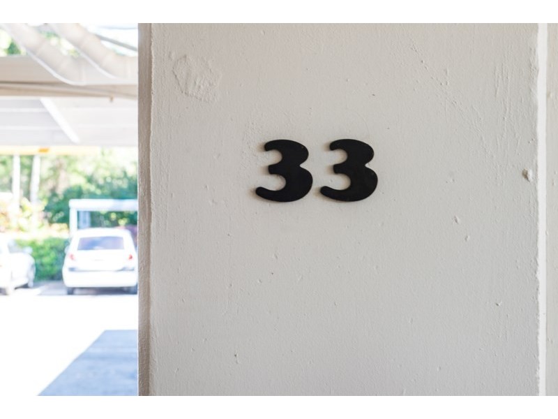 33E/13 Fairway Drive, Clear Island Waters QLD 4226