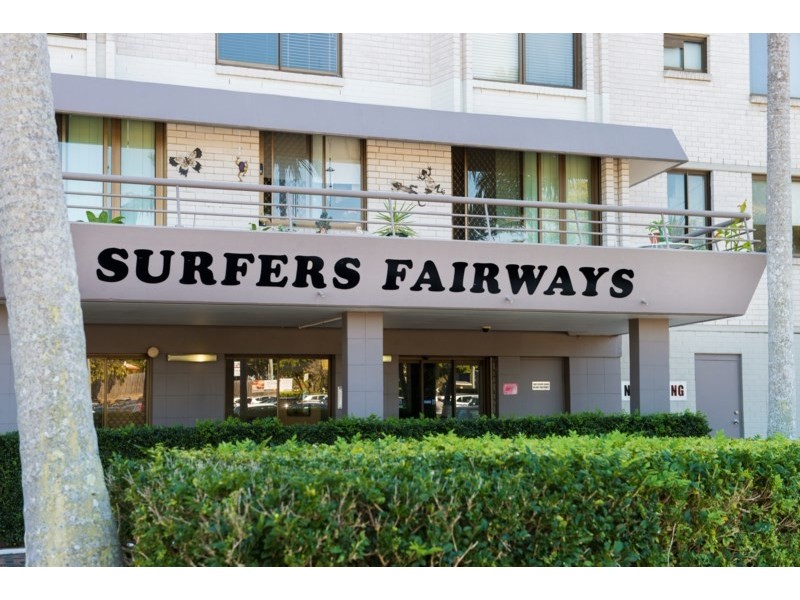 33E/13 Fairway Drive, Clear Island Waters QLD 4226