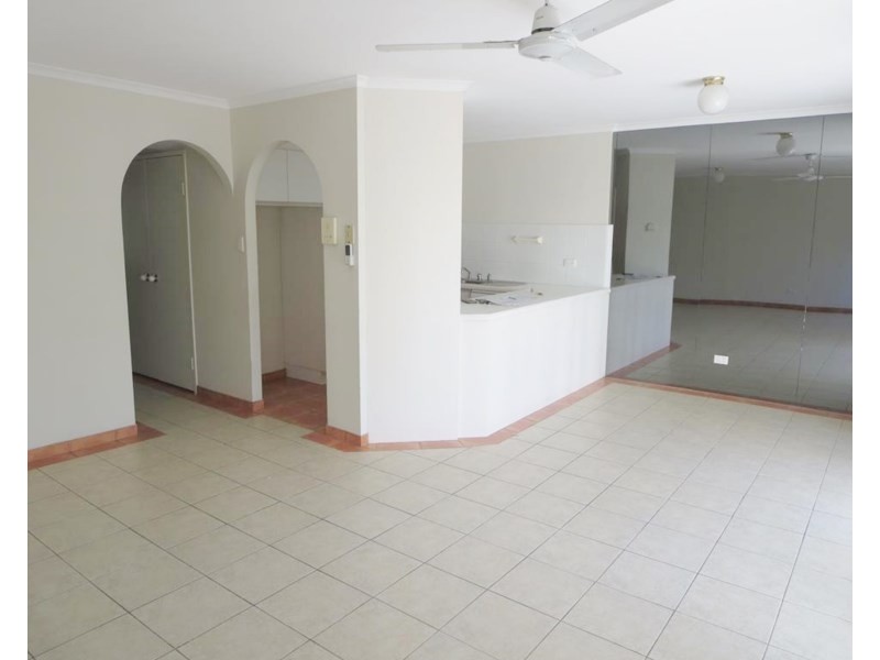 30/11 Breaker Street, Main Beach QLD 4217