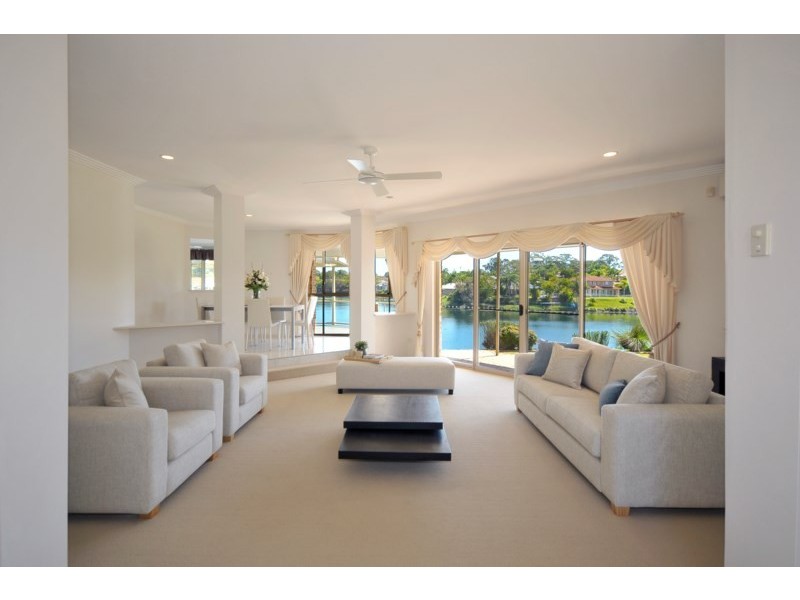 26 Mornington Terrace, Robina QLD 4226