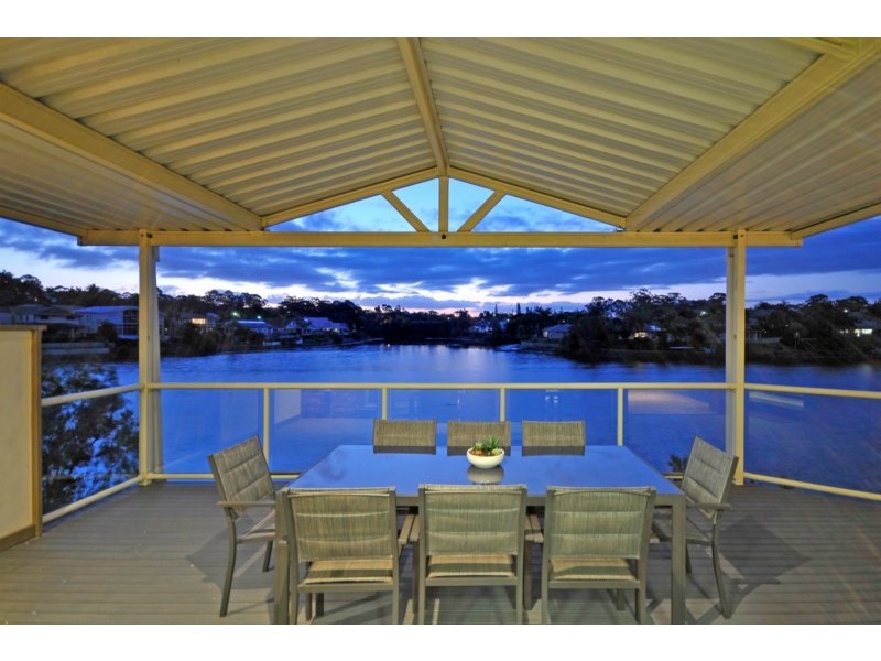 26 Mornington Terrace, Robina QLD 4226