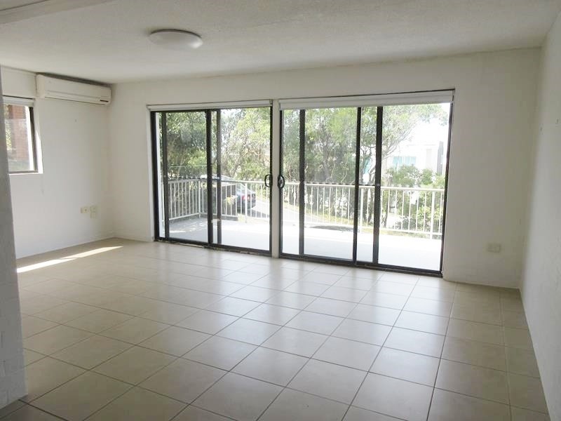 2/39-41 Wagawn Street, Tugun QLD 4224