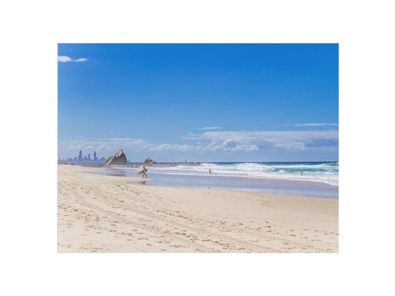 2/39-41 Wagawn Street, Tugun QLD 4224