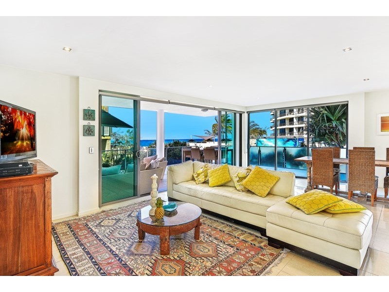 1/389 Golden Four Drive, Tugun QLD 4224