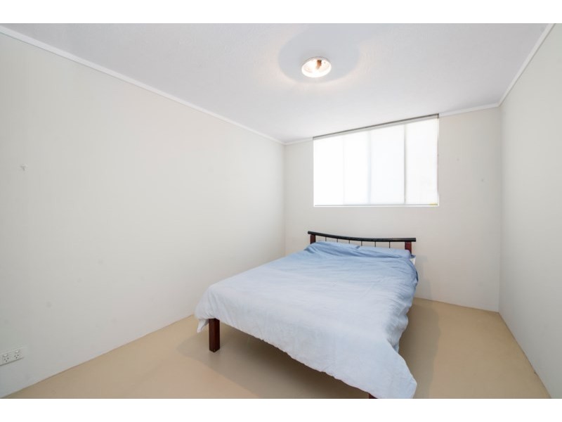 7/8 Duet Drive, Mermaid Waters QLD 4218