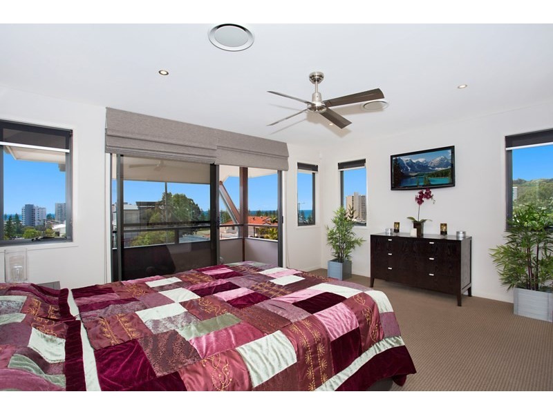 48 Ewart Street, Burleigh Heads QLD 4220