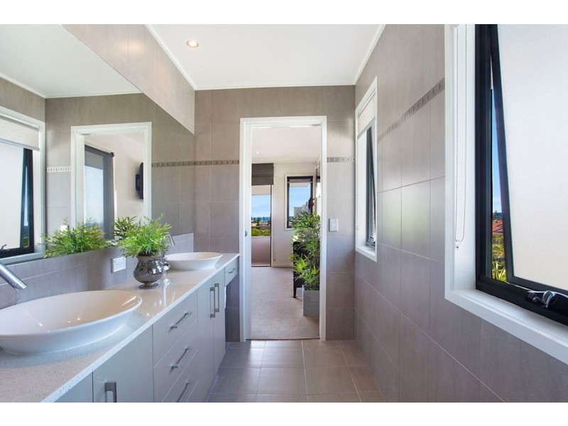 48 Ewart Street, Burleigh Heads QLD 4220