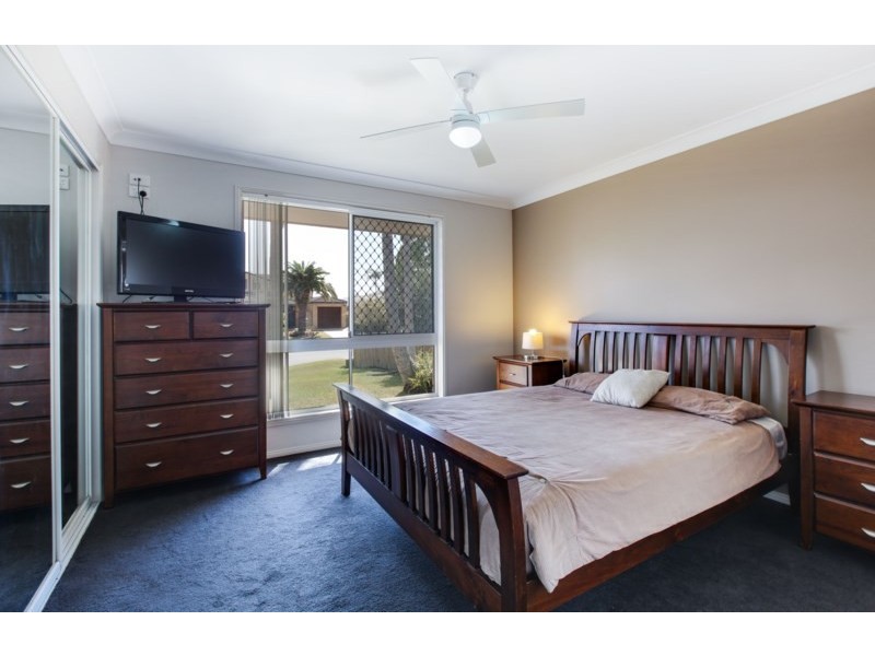 70 Wedgebill Parade, Burleigh Waters QLD 4220