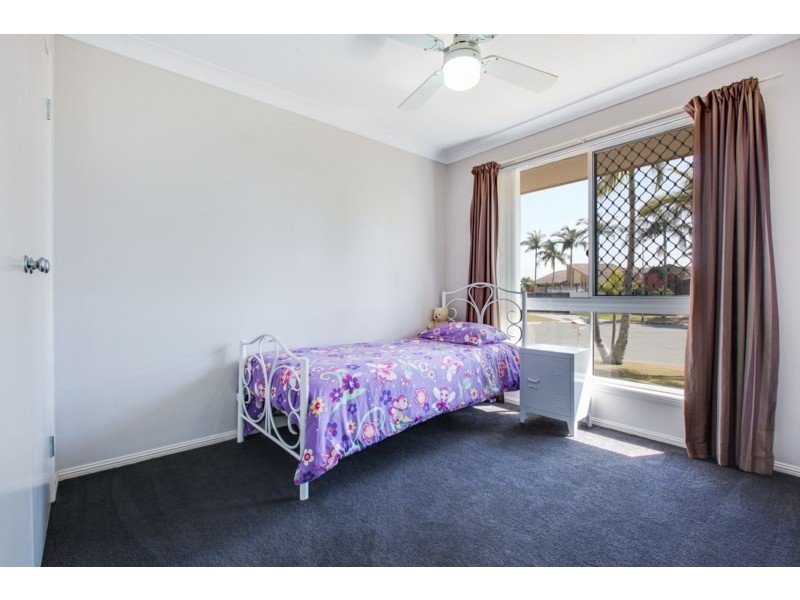 70 Wedgebill Parade, Burleigh Waters QLD 4220