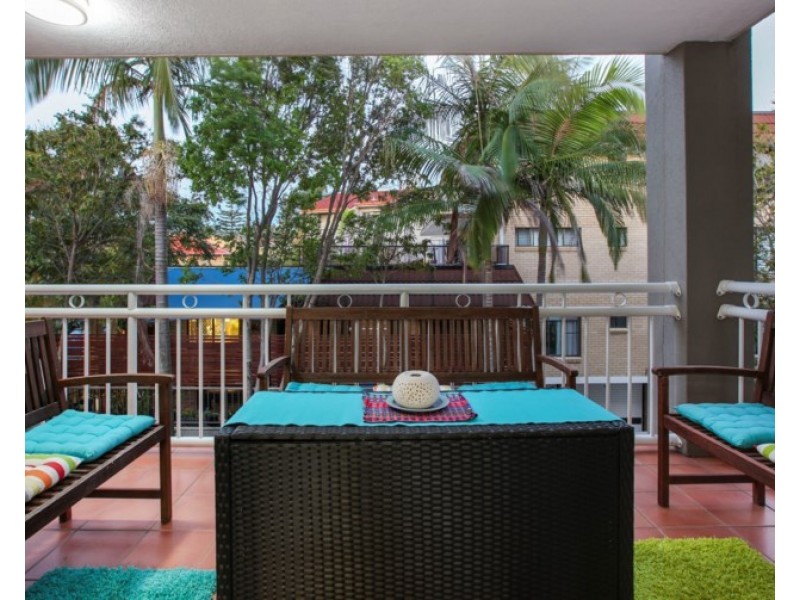 5/2759-2761 Gold Coast Highway, Broadbeach QLD 4218