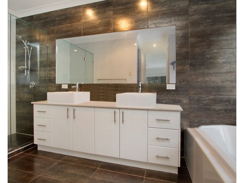 26 The Links, Robina QLD 4226