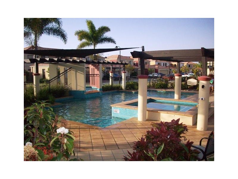 Varsity Lakes QLD 4227