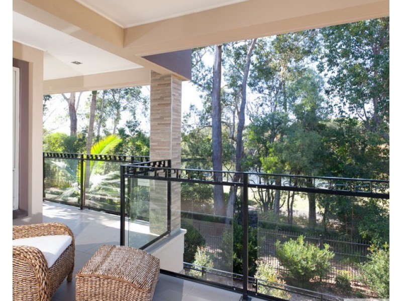 4/23 Andromeda Parade, Robina QLD 4226