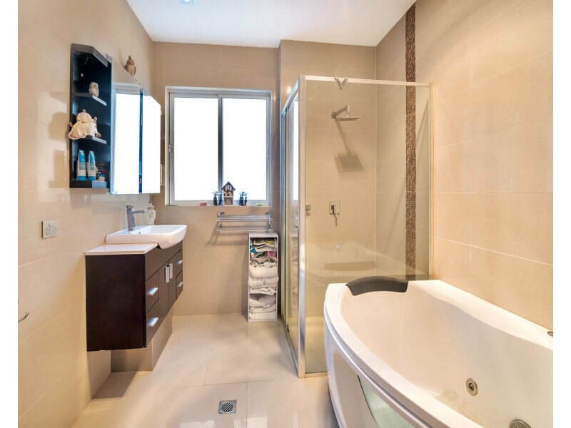 4/23 Andromeda Parade, Robina QLD 4226