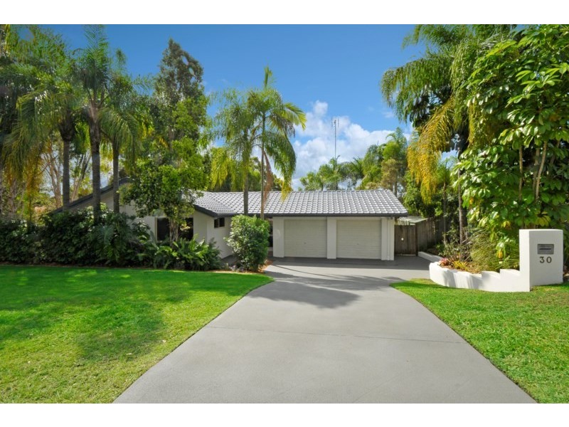 30 Huntingdale Crescent, Robina QLD 4226
