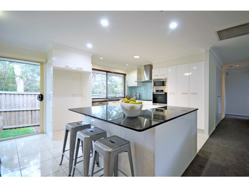 30 Huntingdale Crescent, Robina QLD 4226