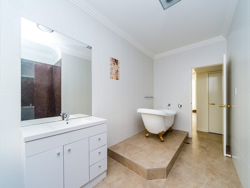 72 Graywillow Boulevard, Oxenford QLD 4210