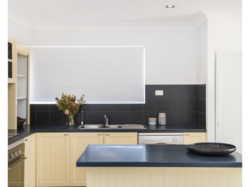 6/46 Oceanic Drive, Mermaid Waters QLD 4218