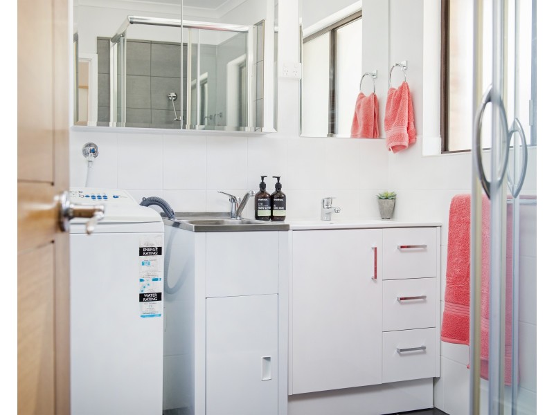 6/46 Oceanic Drive, Mermaid Waters QLD 4218