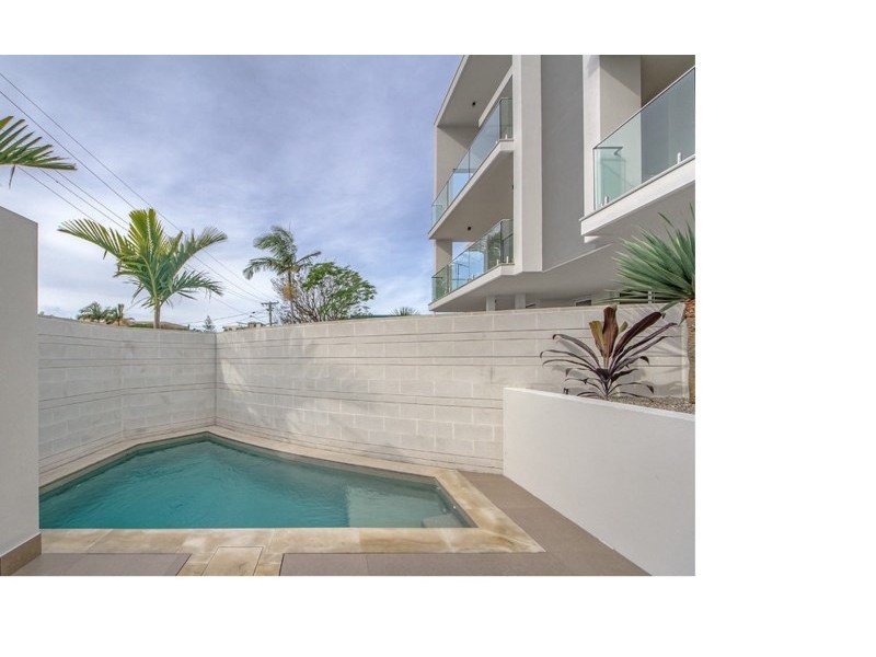 204/46 Peerless, Mermaid Beach QLD 4218