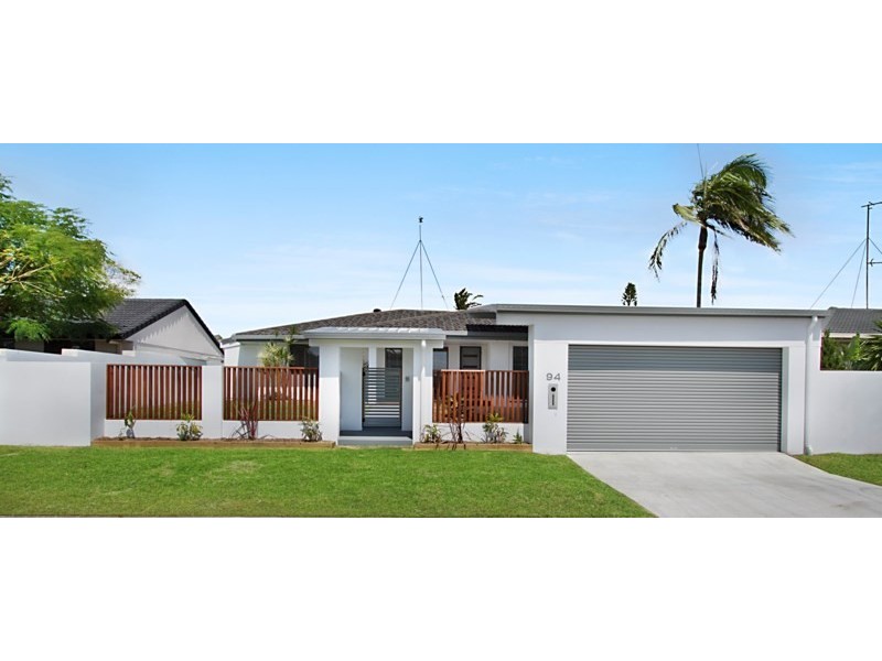 94 Rumrunner Street, Mermaid Waters QLD 4218