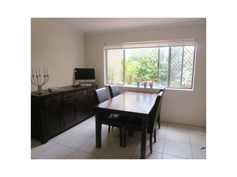 3/2 Nagel Avenue, Miami QLD 4220