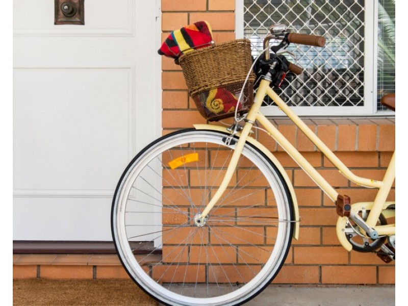 4 Chianti Avenue, Mermaid Waters QLD 4218