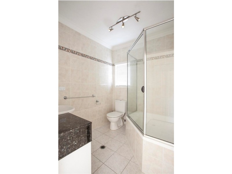 3/7 Holborow Close, Surfers Paradise QLD 4217