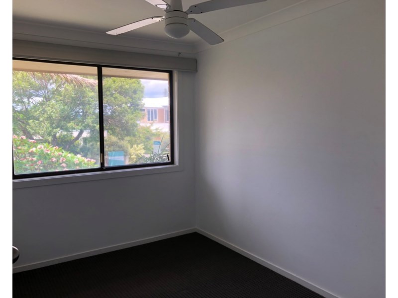 41 Avanti Street, Mermaid Waters QLD 4218