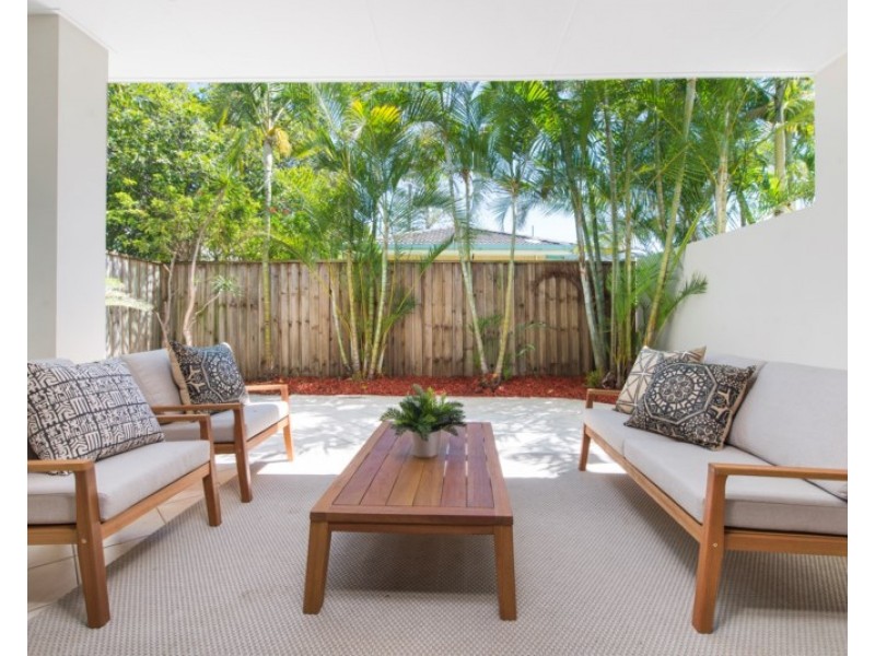 1/33 Ocean Street, Mermaid Beach QLD 4218