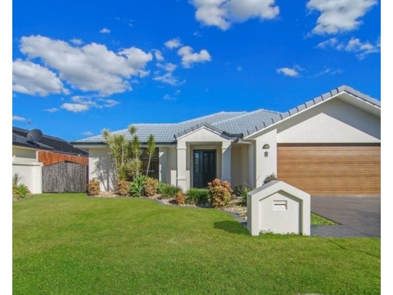 8 Lanai Drive, Burleigh Waters QLD 4220