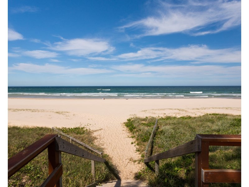 2/122 Albatross Avenue, Mermaid Beach QLD 4218