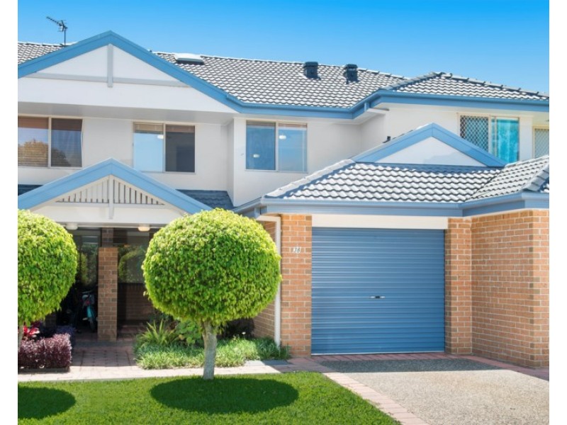 38/3 Bronberg Court, Southport QLD 4215